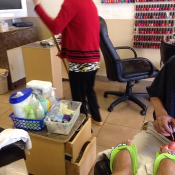 H&T Nails - Nail Salons Near Me - Alsip, Illinois