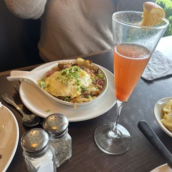 Broken Yolk Cafe - Breakfast & Brunch Near Me - Orange, California
