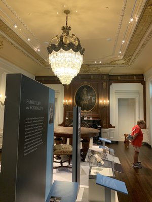 The Museum of Kansas City by null