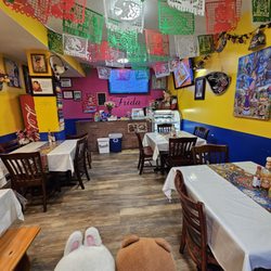 Frida Taqueria - Interior