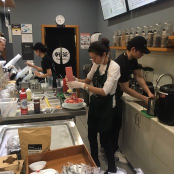Tsaocaa - Making the Korean Shaved Ice - Ice Cream & Frozen Yogurt Near Me - Indianapolis, Indiana
