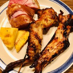 帝樂-德國餐廳 - Roasted Pork Hock, Grilled Chicken Wings & Pineapple