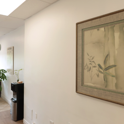 Tokyo Acupuncture & Shiatsu Clinic - Beaches - Inside