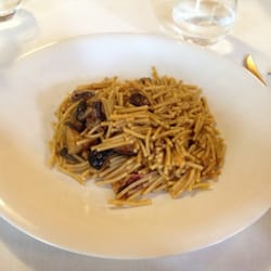 Canela y Clavo - Fideua de foie y setas. Simplemente delicioso