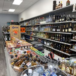 H&D Liquor - Great selections of brandy, vodkas and $1 pocket shots.