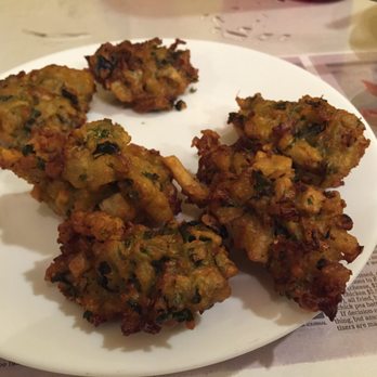 Kashmir - Vegetable pakoras (6) - $3.50 -- listed under appetizers - Indian Near Me - Louisville, Kentucky Kashmir - Vegetable pakoras (6) - $3.50 -- listed under appetizers - Indian Near Me - Louisville, Kentucky