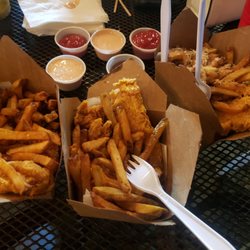 Paseo Tablado de Guaynabo - From Cajita e' pollo: chicken w fries, it was delicious.