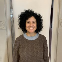 Curl enhancing bob