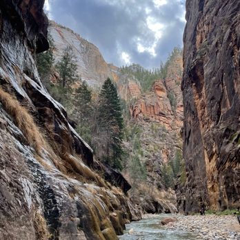 Zion Guru - hike through the narrows - Bike Rentals Near Me - Springdale, Utah Zion Guru - hike through the narrows - Bike Rentals Near Me - Springdale, Utah