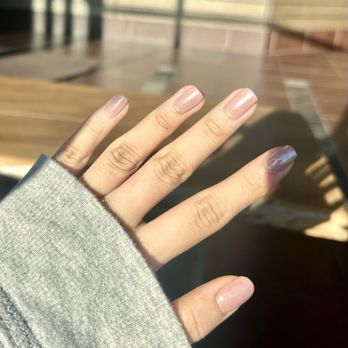 ViVi's Nail Salon - Pink base with white chrome powder - Nail Salons Near Me - Redmond, Washington ViVi's Nail Salon - Pink base with white chrome powder - Nail Salons Near Me - Redmond, Washington