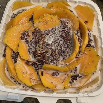 Tina's Garden Cafe - Mango sticky rice "to die for" - Thai Near Me - Hilo, Hawaii