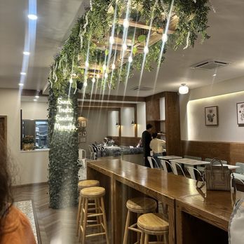 Micco Cafe - Sitting area - Taiwanese Near Me - Bayside, New York