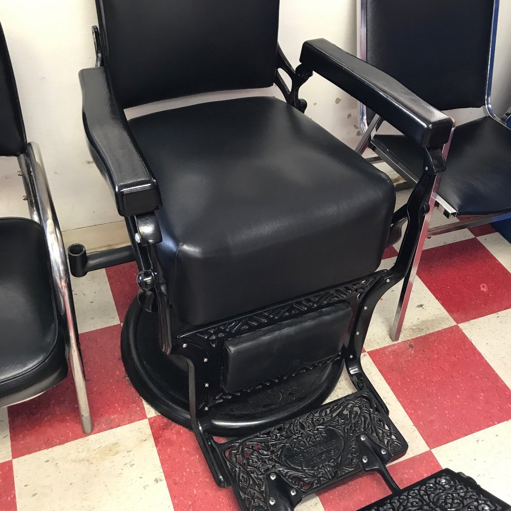Zavala's Barbershop - Cute chair in waiting area! - Barbers Near Me - El Centro, California Zavala's Barbershop - Cute chair in waiting area! - Barbers Near Me - El Centro, California
