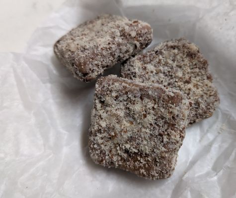 Li-Lac Chocolates by null