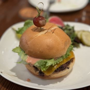 Napa Valley Burger Company - Cheese burger - New American Near Me - Sausalito, California Napa Valley Burger Company - Cheese burger - New American Near Me - Sausalito, California