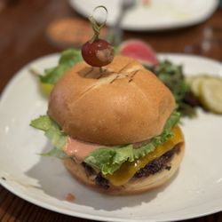Napa Valley Burger Company - Cheese burger