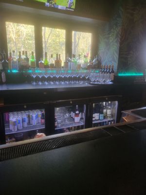 Tap & Bitters by null