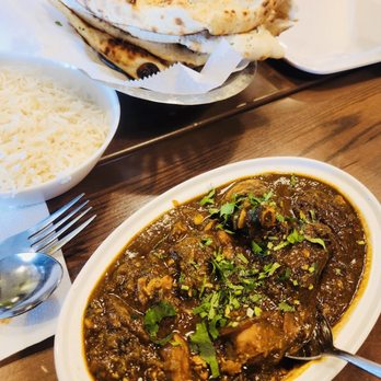 Hyderabad House - Gongura Chicken Biryani Garlic Naan - Indian Near Me - Indianapolis, Indiana Hyderabad House - Gongura Chicken Biryani Garlic Naan - Indian Near Me - Indianapolis, Indiana