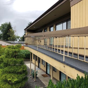 Get In Touch Therapy - Front Door - Massage Near Me - Renton, Washington Get In Touch Therapy - Front Door - Massage Near Me - Renton, Washington