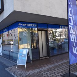 E-Sports Fitness - E-Sports Fitness - Aussenansicht