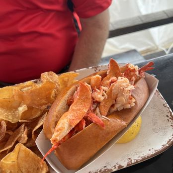 Lookout Tavern - Lobster roll - Seafood Near Me - Oak Bluffs, Massachusetts Lookout Tavern - Lobster roll - Seafood Near Me - Oak Bluffs, Massachusetts