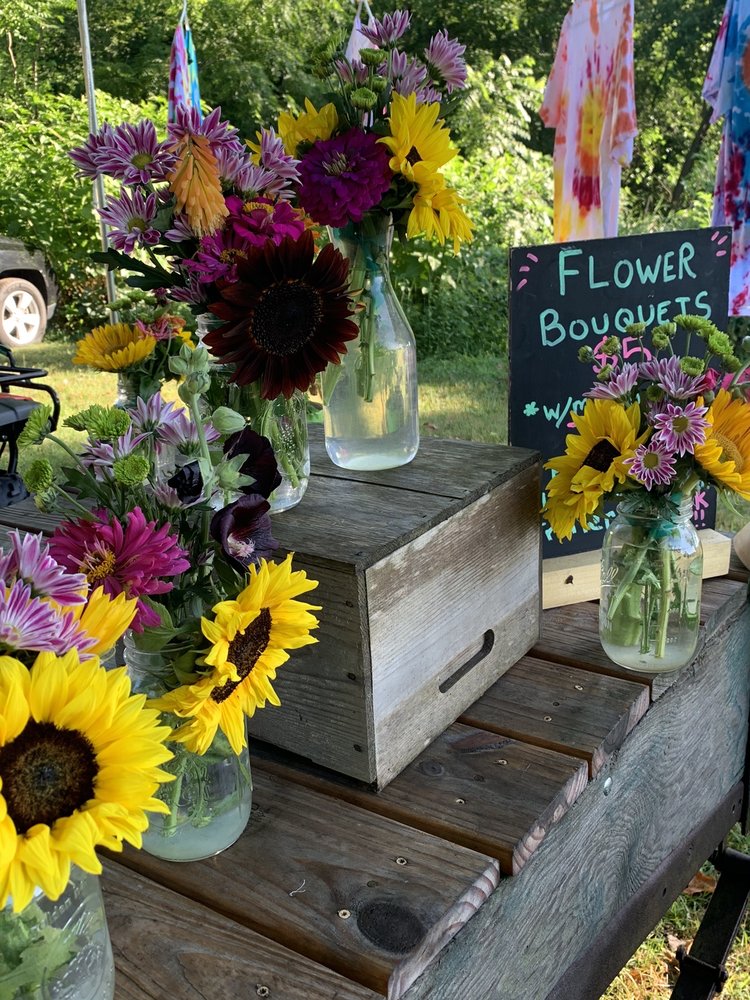 ALMENA HEIRLOOM GARDEN & MARKET Updated July 2024 11 Photos 44540