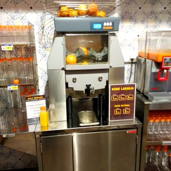 Minipreço - Minipreço Express, Largo do Calhariz -- Make your own orange juice! - Grocery Near Me - Lisbon, 11 Minipreço - Minipreço Express, Largo do Calhariz -- Make your own orange juice! - Grocery Near Me - Lisbon, 11