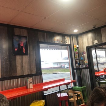 Stoney’s Munchie Bar - Great Sunday breakfast! - New American Near Me - Dayton, Ohio