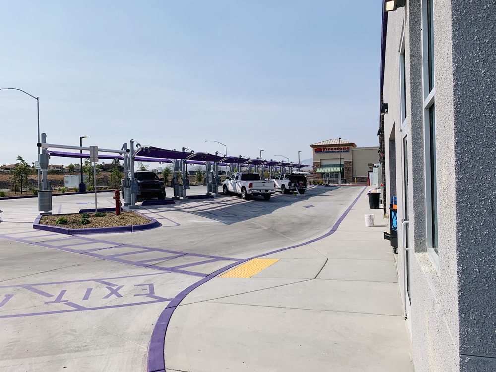 Ultra Clean Express Car Wash, Henderson Roadtrippers