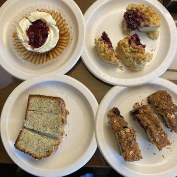 Buena Luz Bakery - Lemon bread, raspberry lemon cupcake, jammer, coffee cake - Bakeries Near Me - Port Angeles, Washington