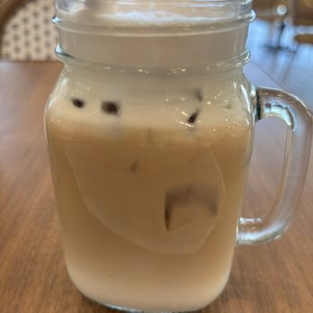 Pür & Simple - Vanilla Iced Latte - Breakfast & Brunch Near Me - Edmonton, Alberta Pür & Simple - Vanilla Iced Latte - Breakfast & Brunch Near Me - Edmonton, Alberta