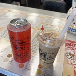 Strawberry Fizzy Pop (L) and Tiramisu Milk Tea (R)