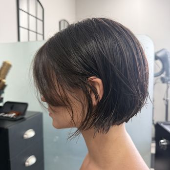 Hair Gloss Salon - Short bold and beautiful - Hair Salons Near Me - Deerfield Beach, Florida Hair Gloss Salon - Short bold and beautiful - Hair Salons Near Me - Deerfield Beach, Florida