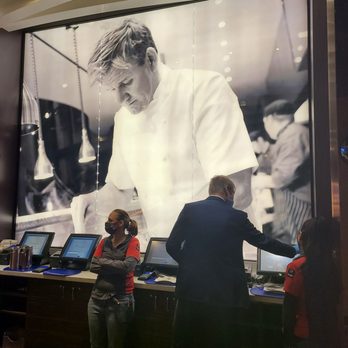 Gordon Ramsay Burger Las Vegas - Inside - Burgers Near Me - Las Vegas, Nevada Gordon Ramsay Burger Las Vegas - Inside - Burgers Near Me - Las Vegas, Nevada