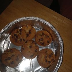 Mrs C's Pizza - Chocolate chip cookies