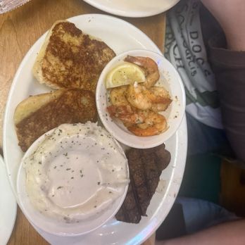 Texas Roadhouse - Sirloin* & Grilled Shrimp - Steakhouses Near Me - Northglenn, Colorado