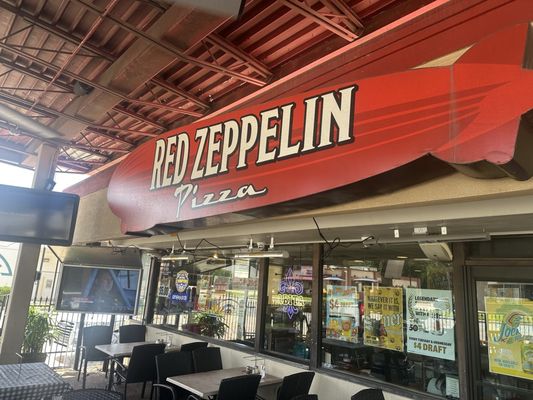 Red Zeppelin Pizza by null