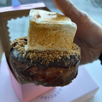 Magic Donuts & Coffee - Campfire donut - Donuts Near Me - San Francisco, California Magic Donuts & Coffee - Campfire donut - Donuts Near Me - San Francisco, California