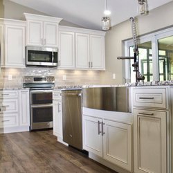 Costa Kitchens