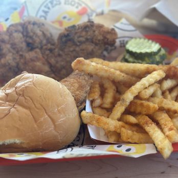Dave's Hot Chicken - Chicken Shop Near Me - Sparks, Nevada