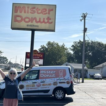 Mister Donut - Mission Accomplished: The last Mister Donut in the United States. - Donuts Near Me - Godfrey, Illinois Mister Donut - Mission Accomplished: The last Mister Donut in the United States. - Donuts Near Me - Godfrey, Illinois