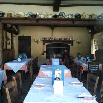 Miss Marple's Tearoom - Restaurants Near Me - Sassafras, VIC