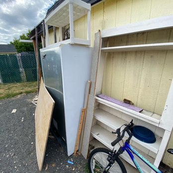 Emerald City Junk Removal - Junk Removal & Hauling Near Me Emerald City Junk Removal - Junk Removal & Hauling Near Me