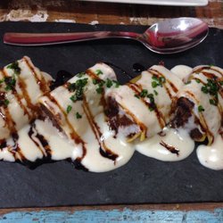 Bebola - Canelones rellenos de rabo de toro