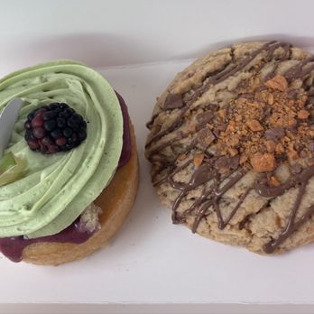 Crumbl - Morristown - Bakeries Near Me - Morristown, Tennessee Crumbl - Morristown - Bakeries Near Me - Morristown, Tennessee