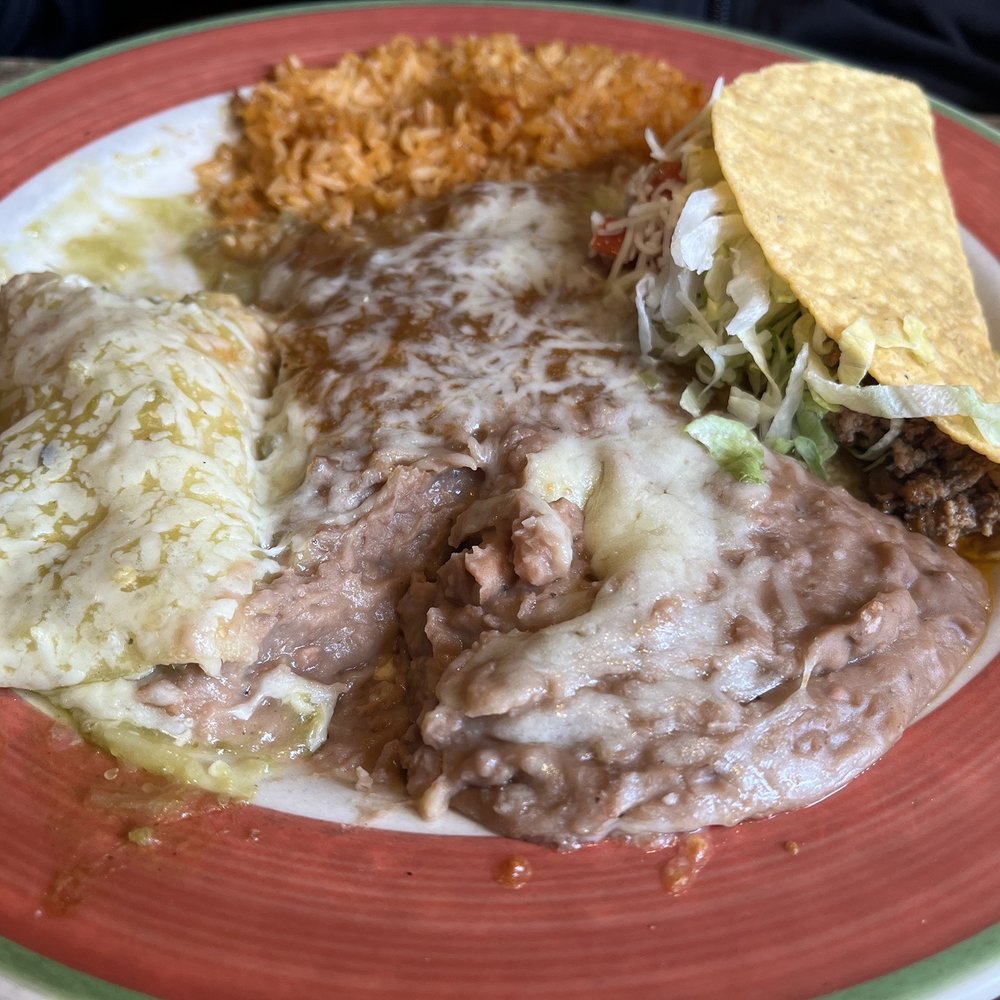 La Casita - Pick three - Mexican Near Me - Roseville, Minnesota La Casita - Pick three - Mexican Near Me - Roseville, Minnesota