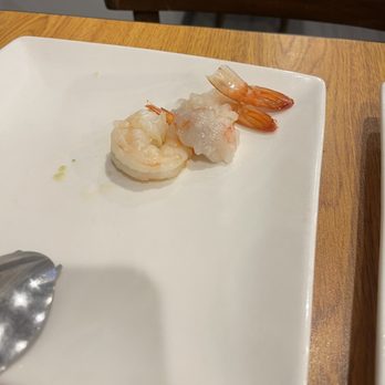 U-SA Thai Restaurant - Raw shrimp for my papaya salad - Thai Near Me - Fairfax, Virginia U-SA Thai Restaurant - Raw shrimp for my papaya salad - Thai Near Me - Fairfax, Virginia