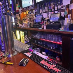 Husky's Pub - Bar