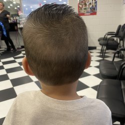 Elma’s Beauty Salon - My 2 year olds haircut