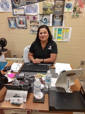 THE SILVER FOX - 27 Reviews - Dive Bars - 24802 Ima Ruth Pkwy, San